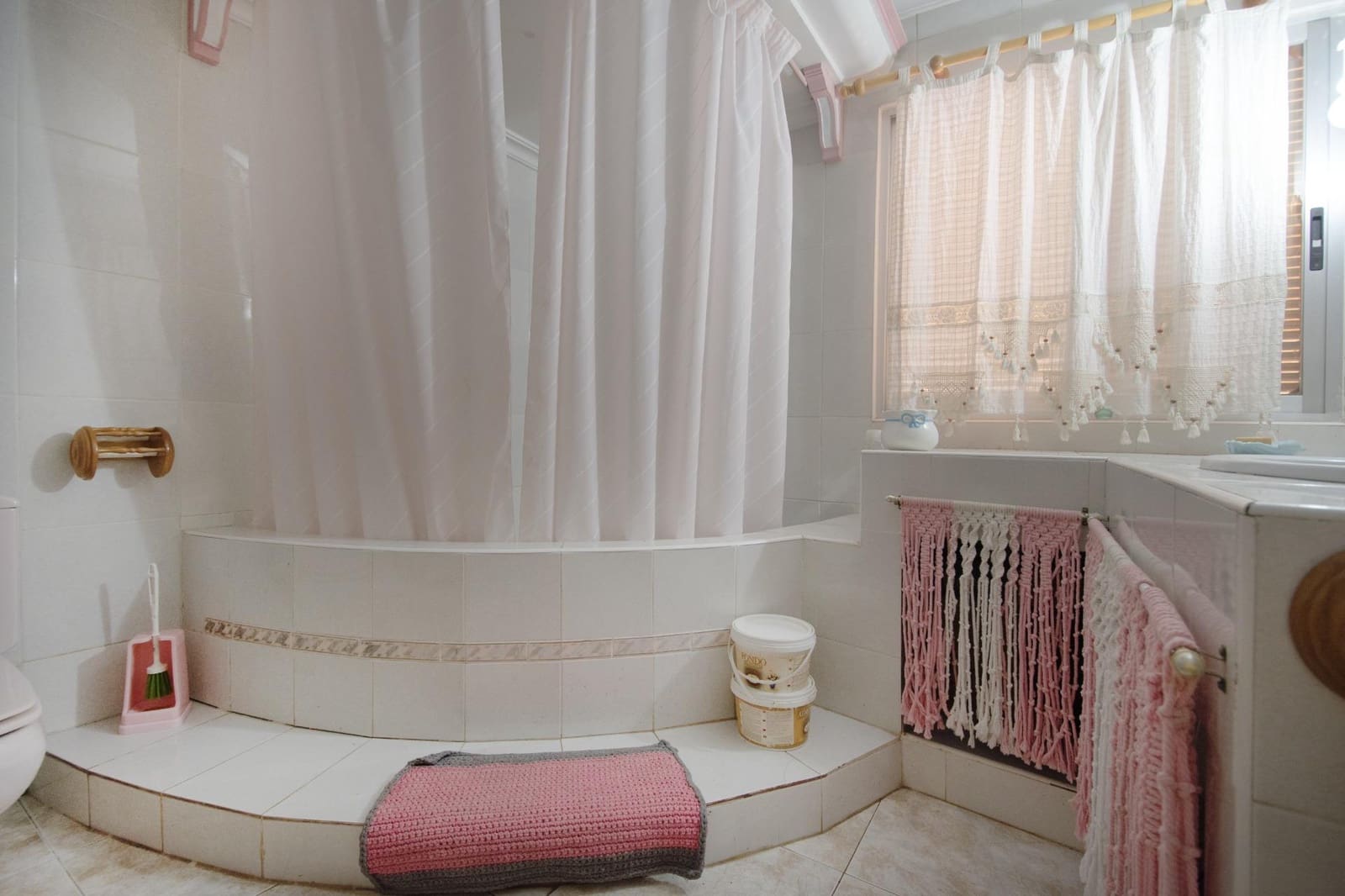 5 soveværelse Villa til salg i Montroy med swimmingpool - € 127.000 (Ref: 9152089)