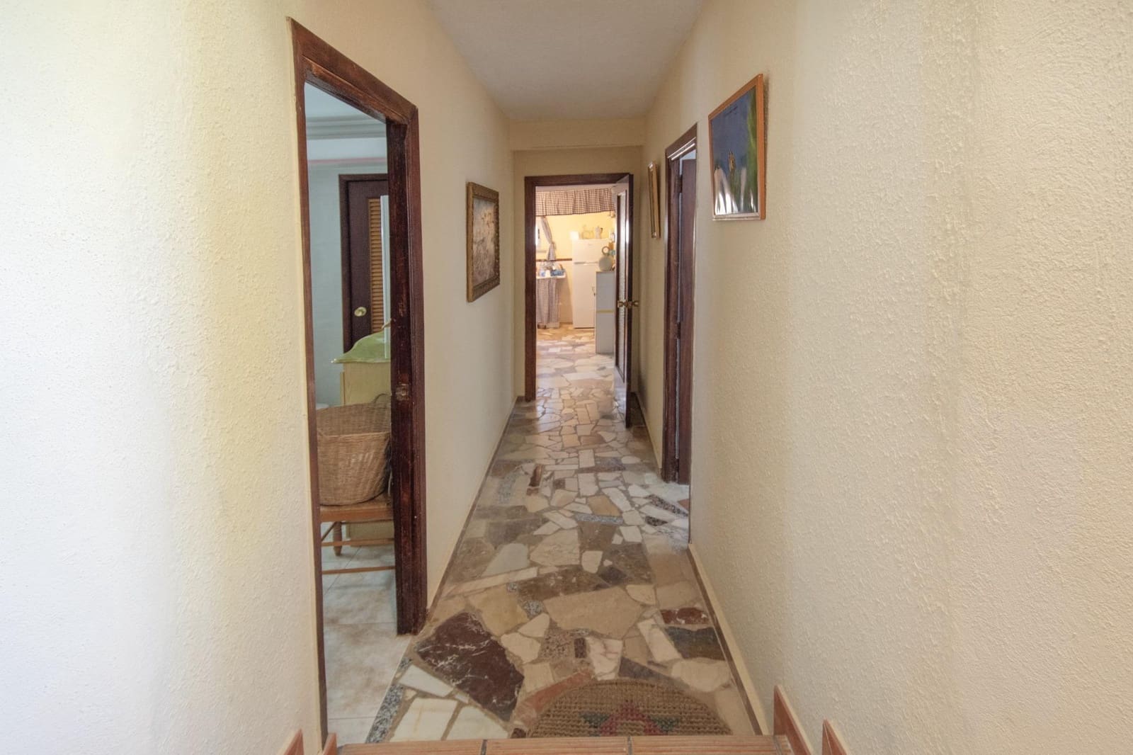 5 soveværelse Villa til salg i Montroy med swimmingpool - € 127.000 (Ref: 9152089)