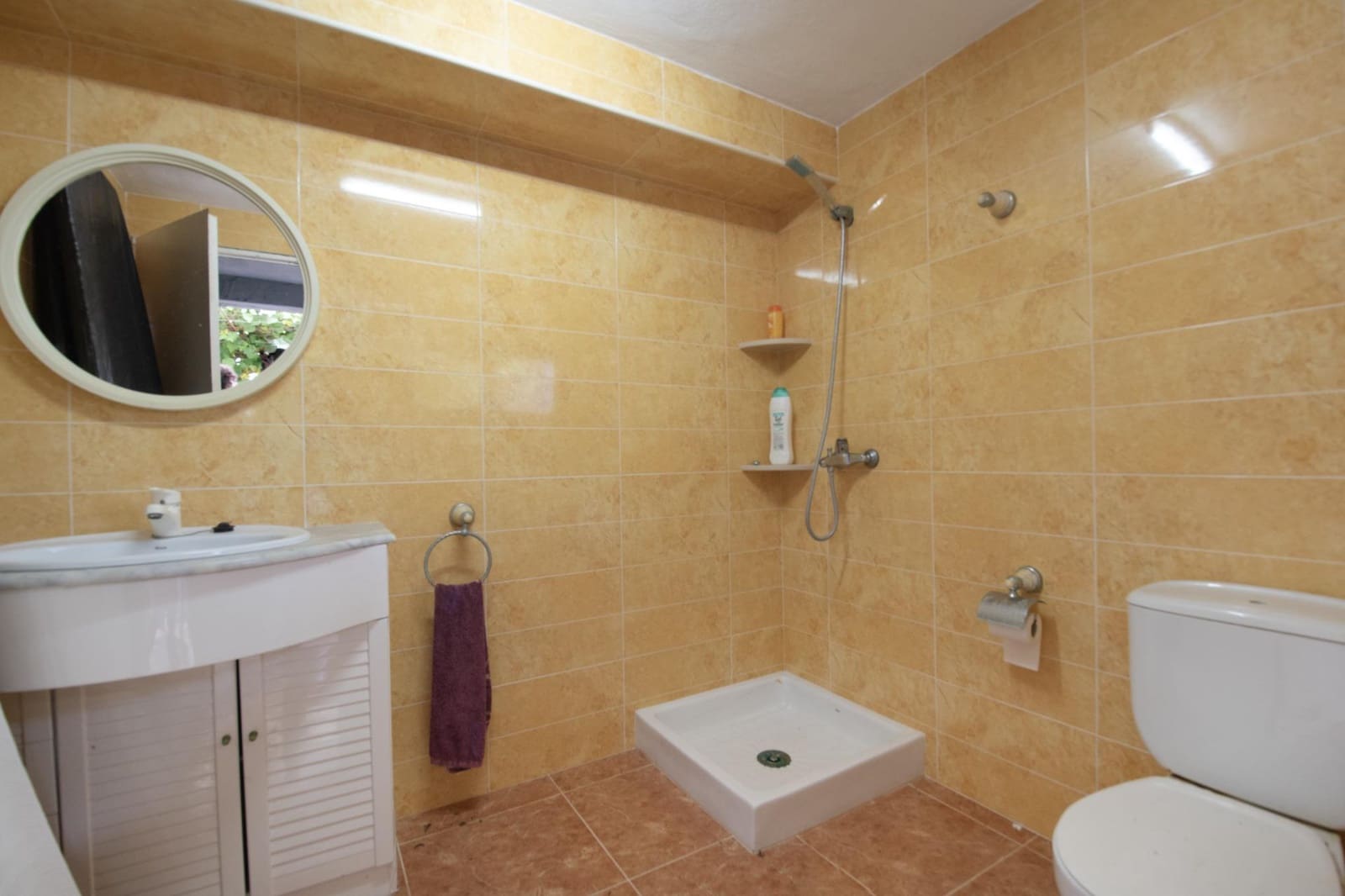 5 soveværelse Villa til salg i Montroy med swimmingpool - € 127.000 (Ref: 9152089)