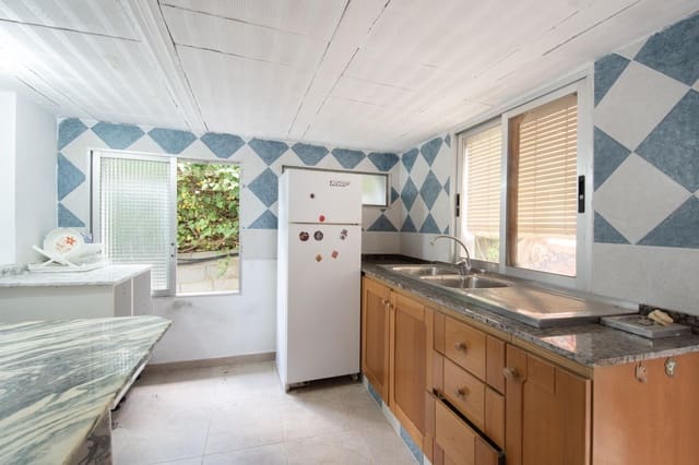 5 soveværelse Villa til salg i Montroy med swimmingpool - € 127.000 (Ref: 9152089)