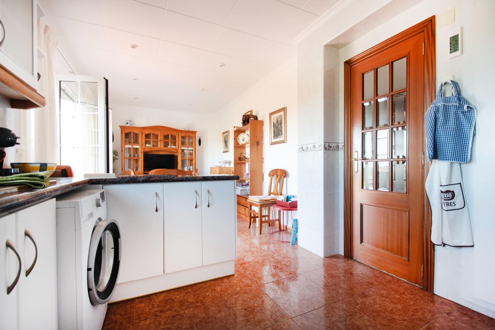 5 soveværelse Villa til salg i Montserrat med swimmingpool garage - € 410.000 (Ref: 9257240)