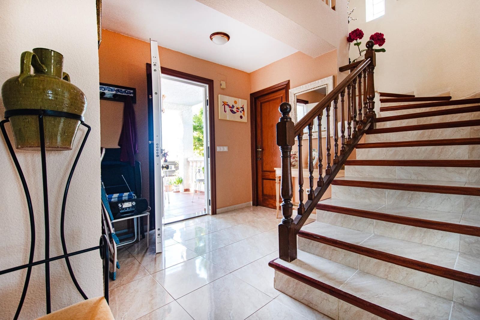 5 soveværelse Villa til salg i Montserrat med swimmingpool garage - € 410.000 (Ref: 9257240)