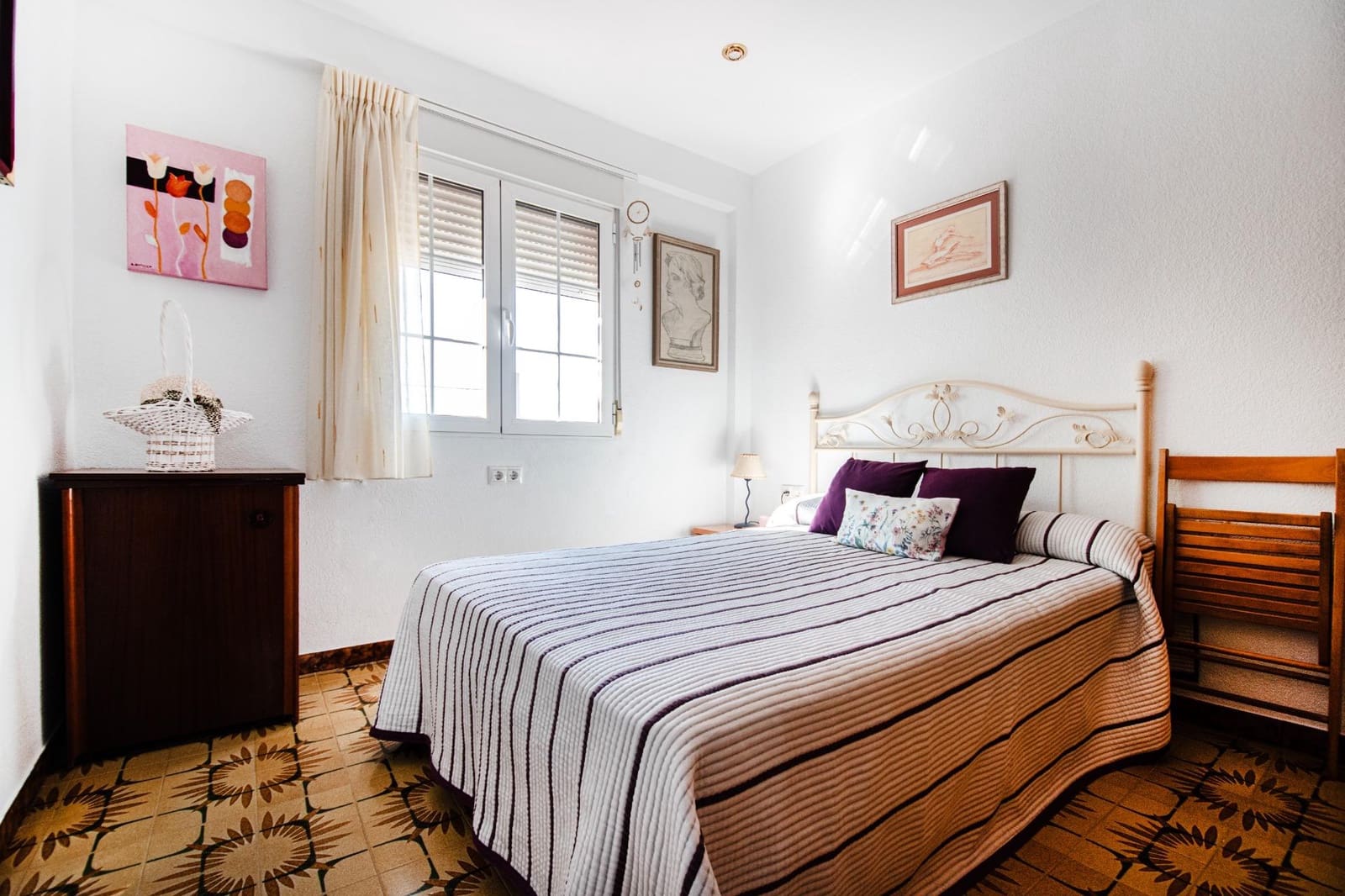 5 soveværelse Villa til salg i Montserrat med swimmingpool garage - € 410.000 (Ref: 9257240)