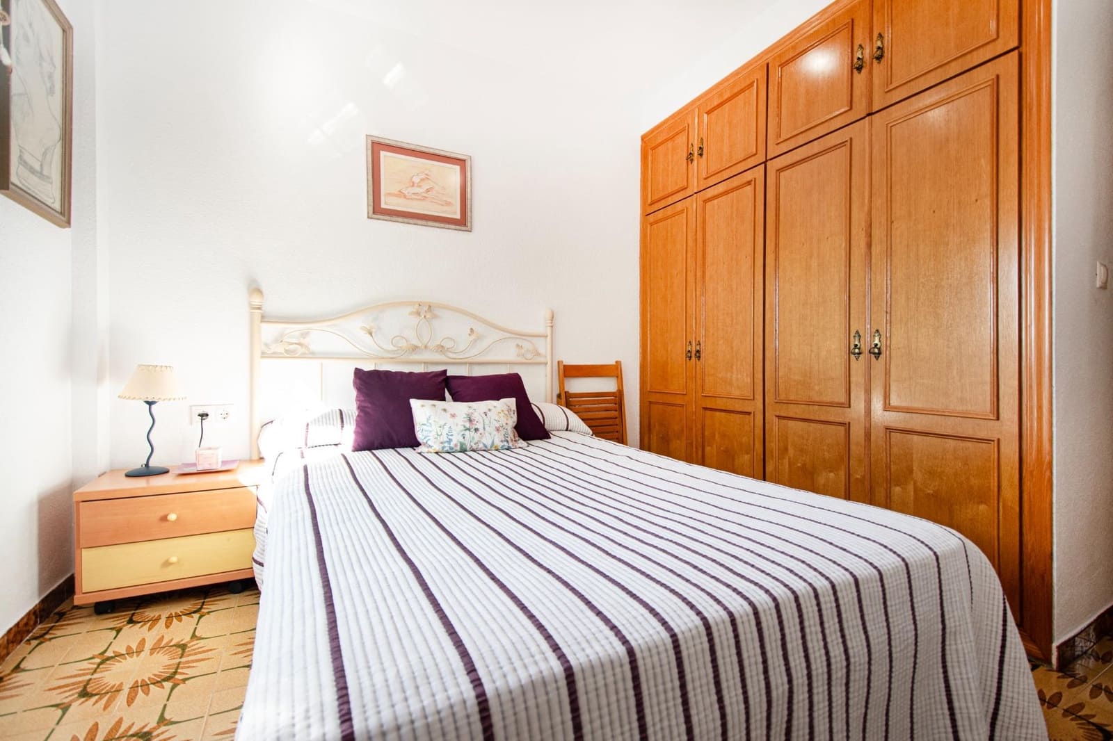 5 soveværelse Villa til salg i Montserrat med swimmingpool garage - € 410.000 (Ref: 9257240)