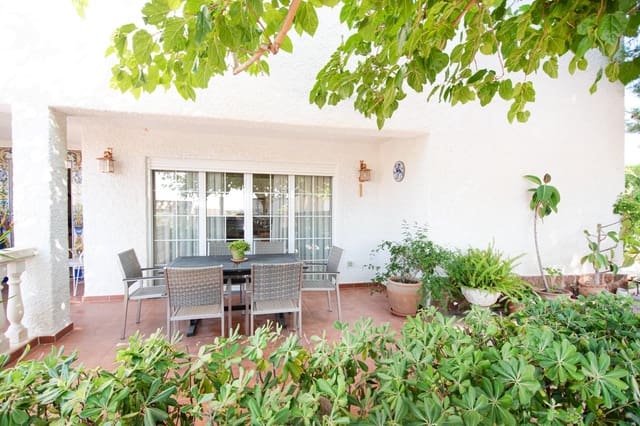 5 soveværelse Villa til salg i Montserrat med swimmingpool garage - € 410.000 (Ref: 9257240)