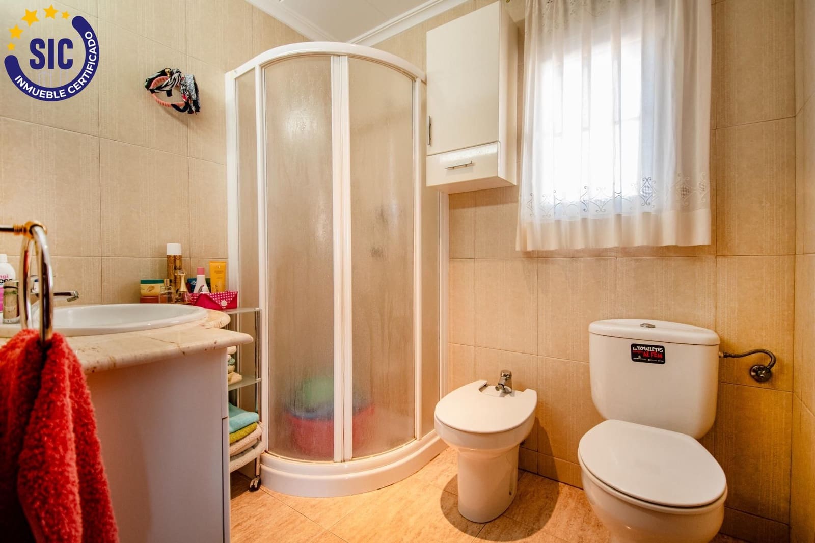 5 Zimmer Villa zu verkaufen in Montserrat mit Pool Garage - 410.000 € (Ref: 9257240)