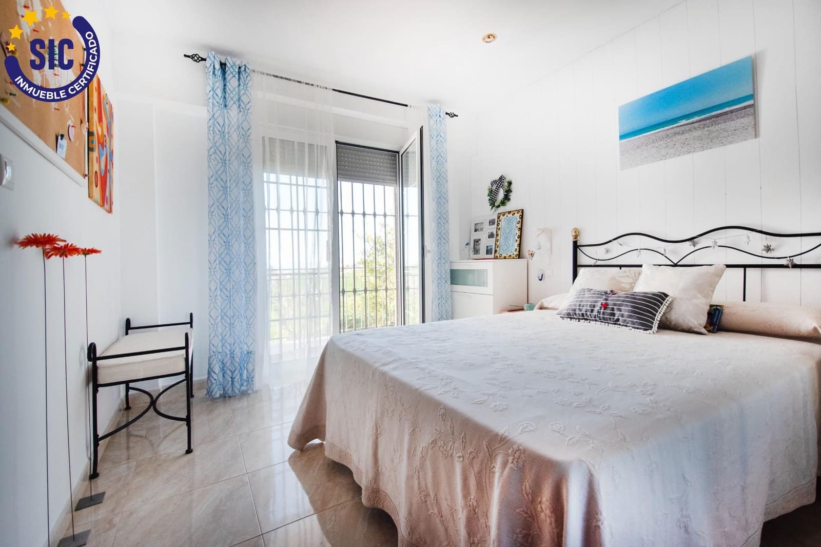 5 Zimmer Villa zu verkaufen in Montserrat mit Pool Garage - 410.000 € (Ref: 9257240)