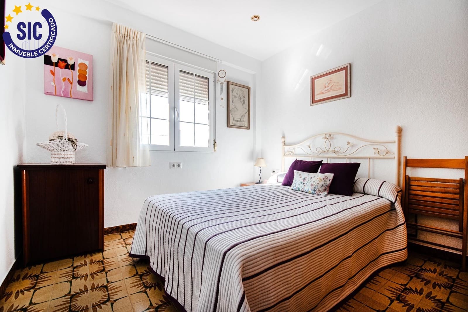 5 Zimmer Villa zu verkaufen in Montserrat mit Pool Garage - 410.000 € (Ref: 9257240)