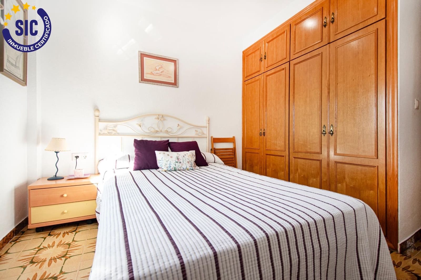 5 Zimmer Villa zu verkaufen in Montserrat mit Pool Garage - 410.000 € (Ref: 9257240)