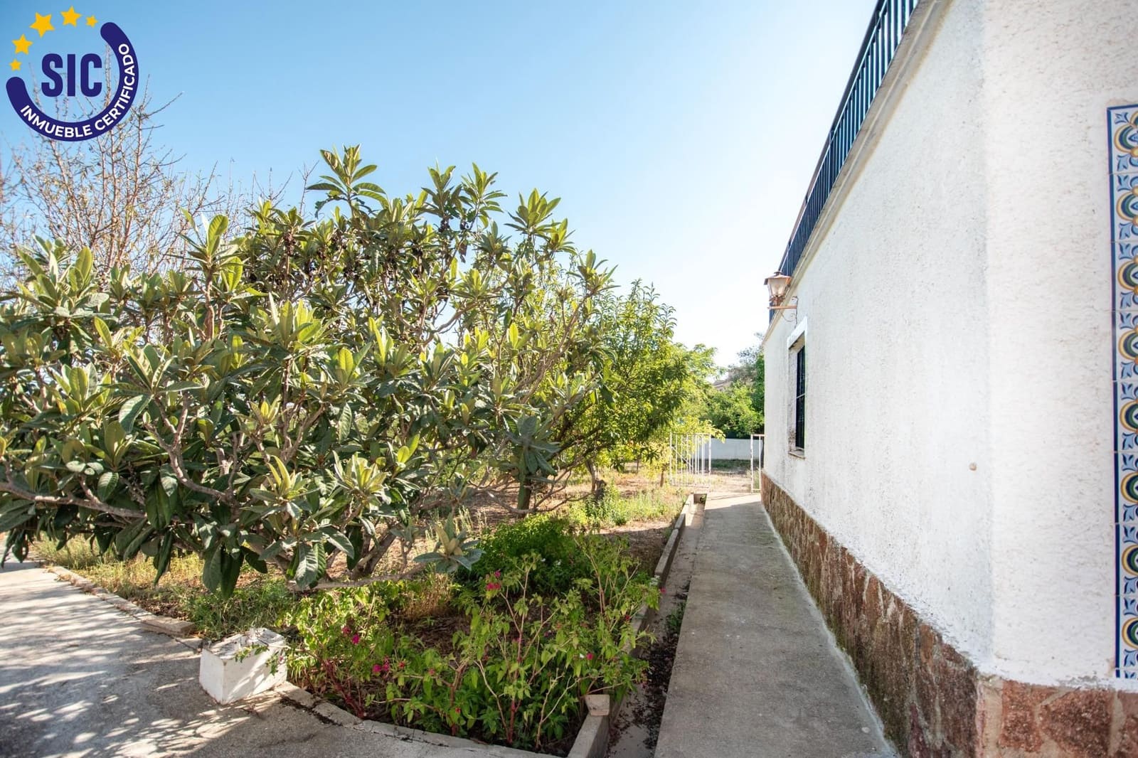 5 Zimmer Villa zu verkaufen in Montserrat mit Pool Garage - 410.000 € (Ref: 9257240)