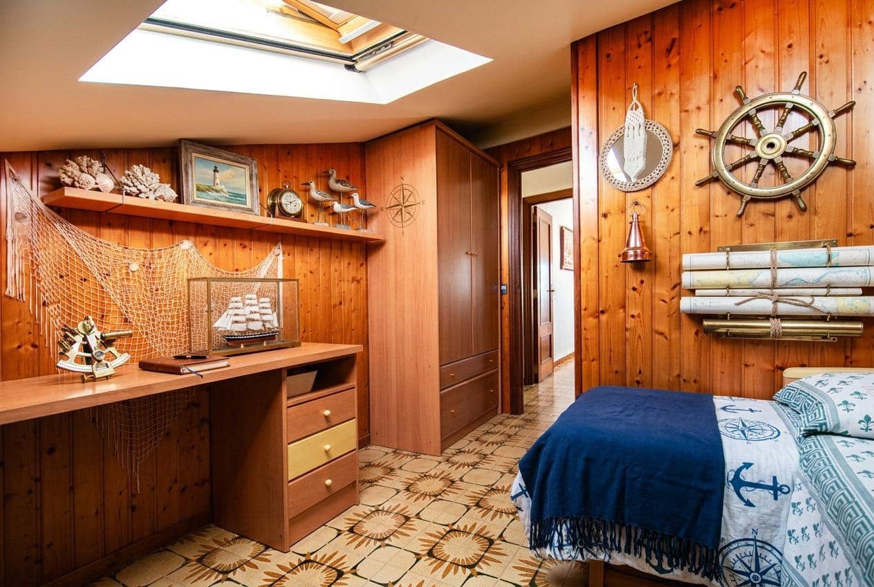 5 slaapkamer Villa te koop in Montserrat met zwembad garage - € 410.000 (Ref: 9257240)