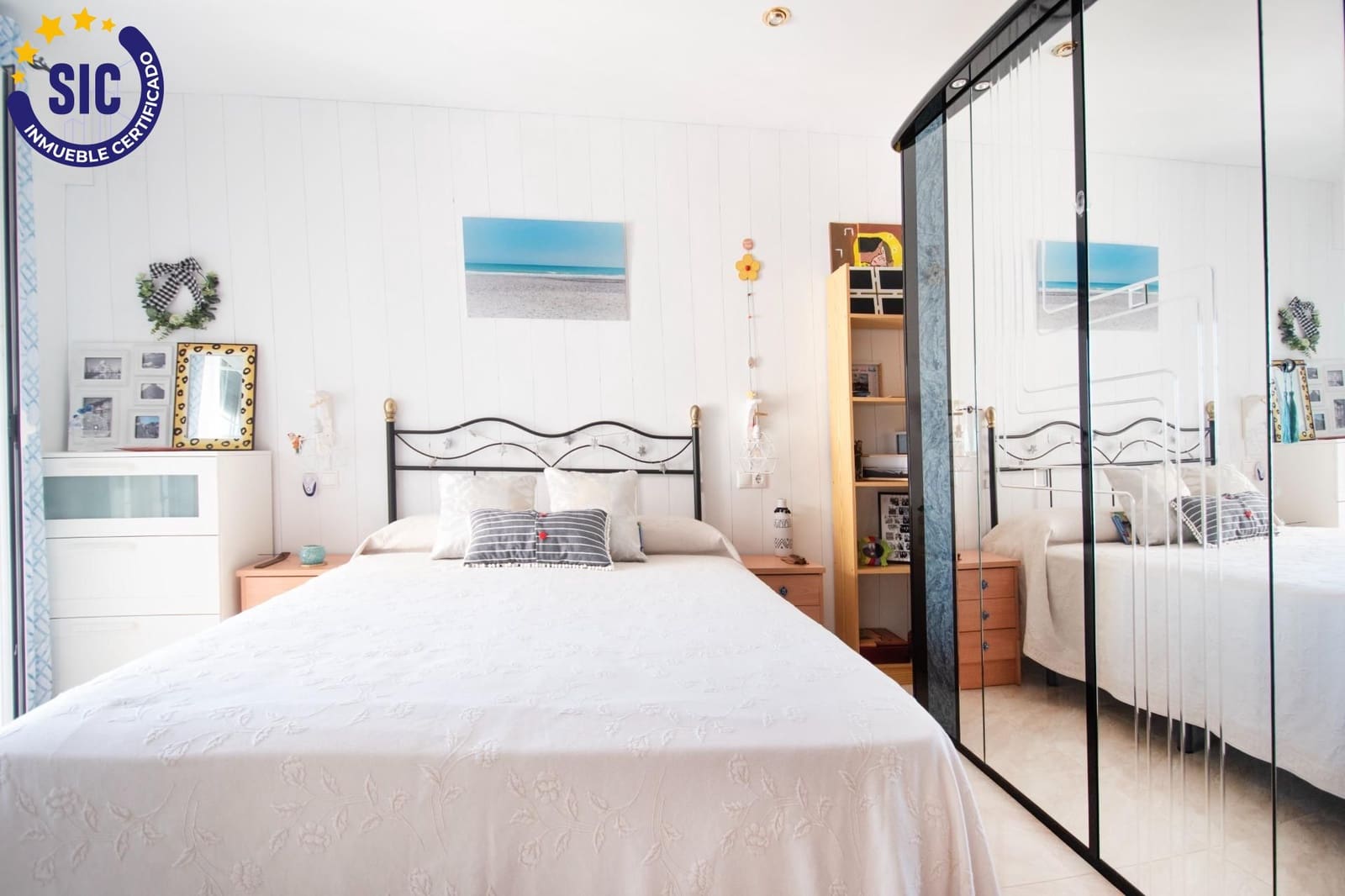 5 slaapkamer Villa te koop in Montserrat met zwembad garage - € 410.000 (Ref: 9257240)
