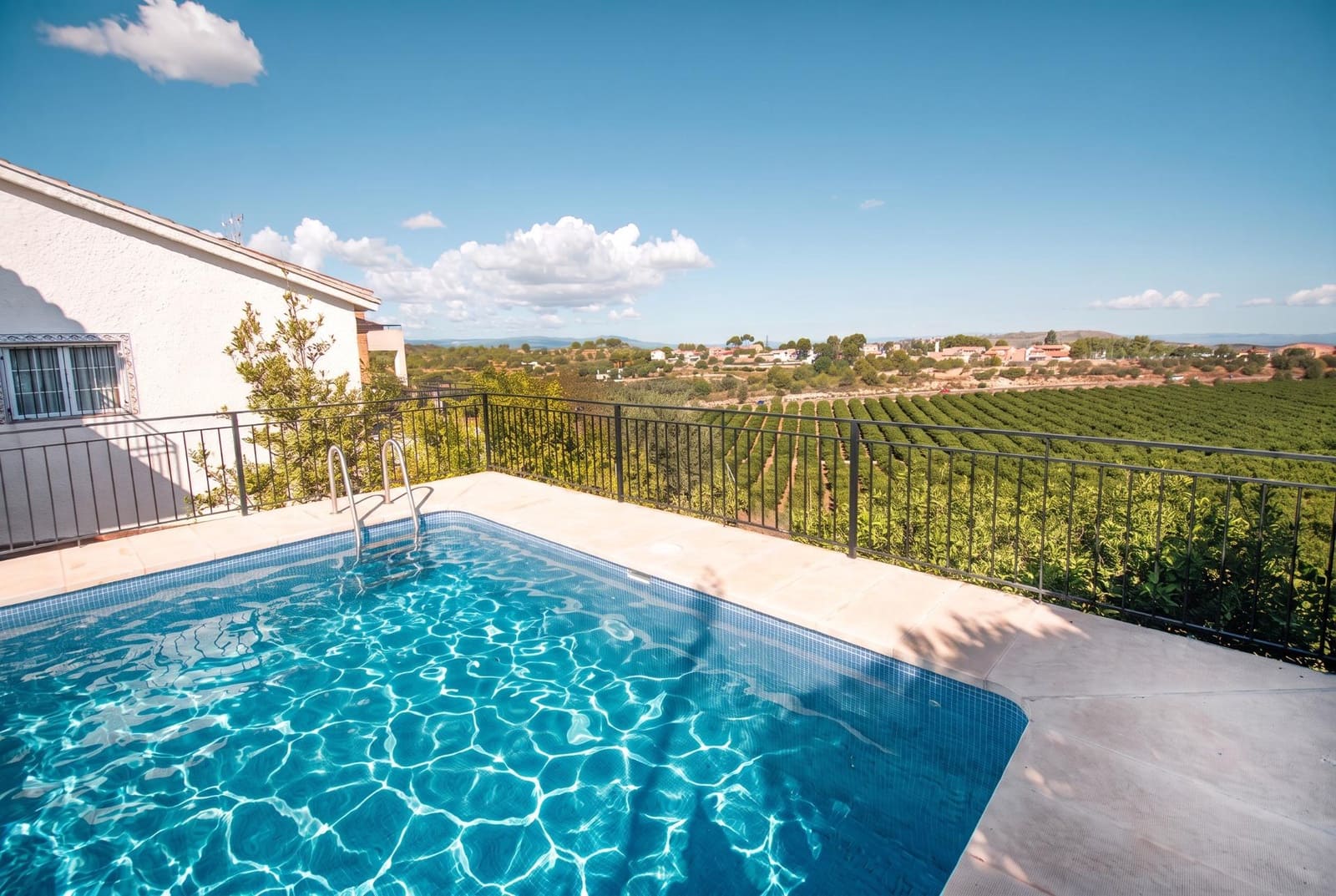 5 slaapkamer Villa te koop in Montserrat met zwembad garage - € 410.000 (Ref: 9257240)