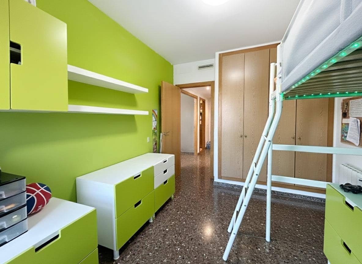 2 bedroom Flat for sale in Massamagrell with garage - € 189,900 (Ref: 9334896)