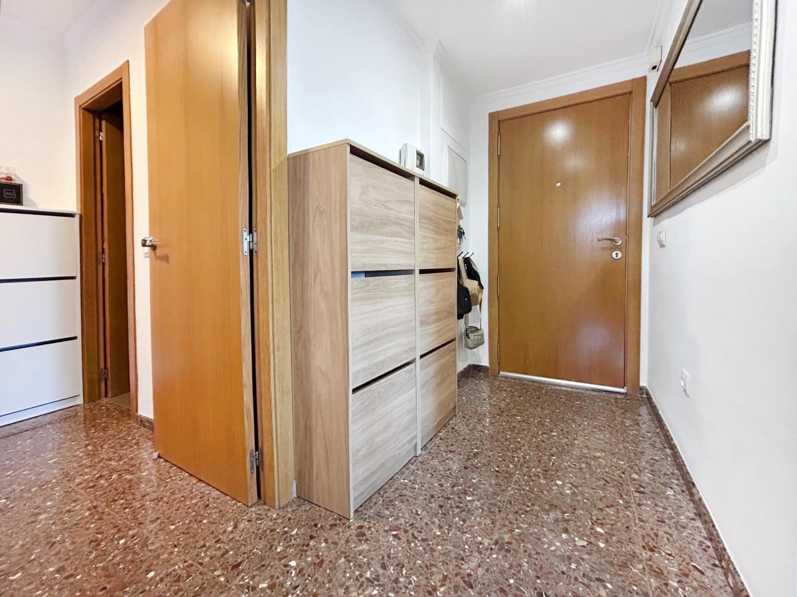 2 bedroom Flat for sale in Massamagrell with garage - € 189,900 (Ref: 9334896)