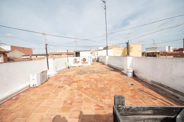 4 bedroom Townhouse for sale in Torrent - € 179,950 (Ref: 9334897)