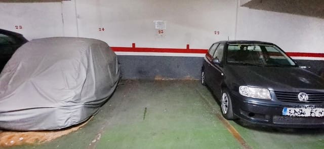 Garage for sale in Mislata - € 8,500 (Ref: 9345013)