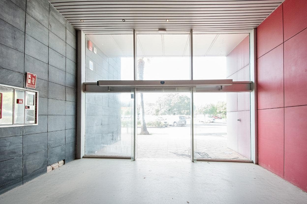 Kommersiell till salu i Aldaia - 155 000 € (Ref: 9375280)