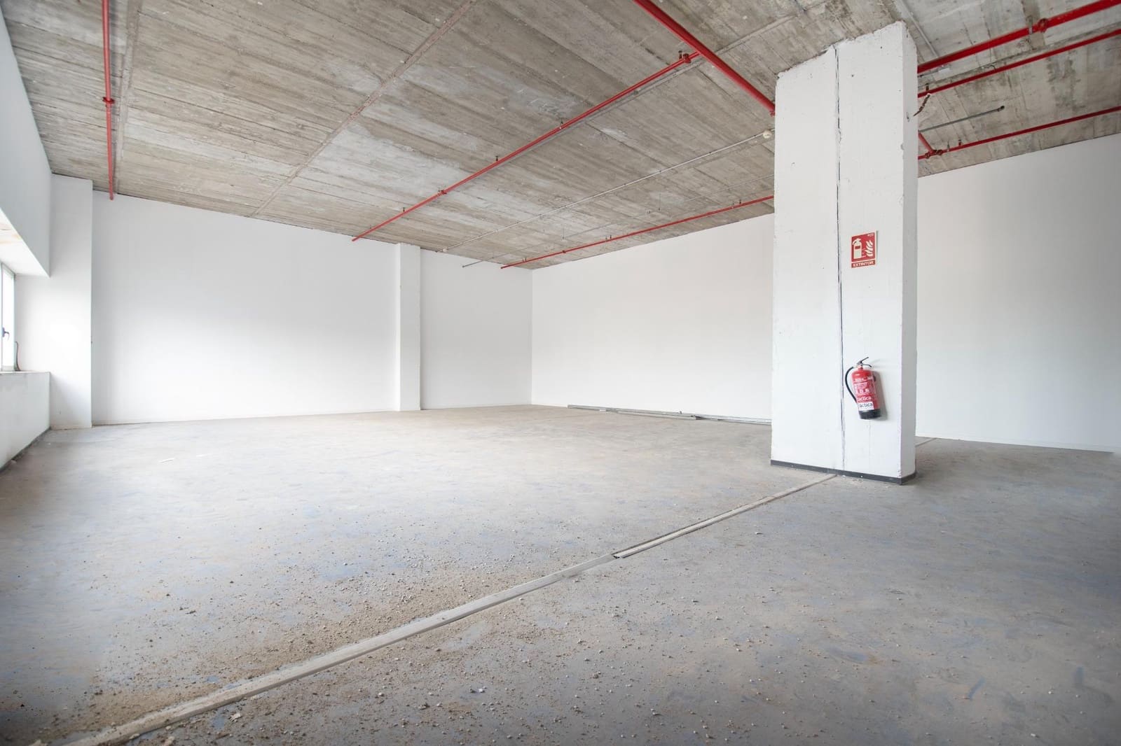 Kommersiell till salu i Aldaia - 155 000 € (Ref: 9375280)