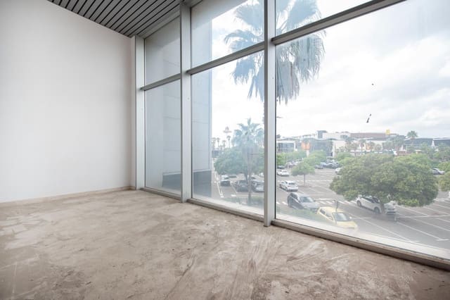 Local Commercial à vendre à Aldaia - 155 000 € (Ref: 9375280)