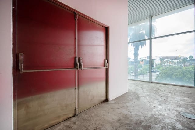 Local Commercial à vendre à Aldaia - 155 000 € (Ref: 9375280)