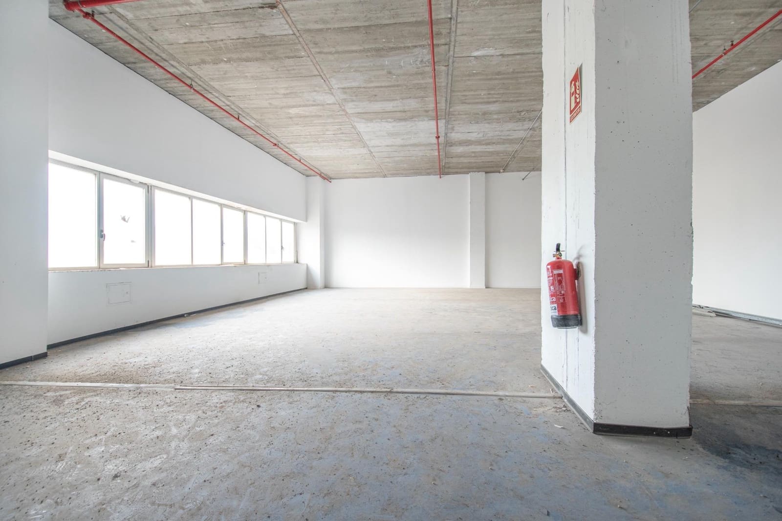 Kommersiell till salu i Aldaia - 155 000 € (Ref: 9375280)