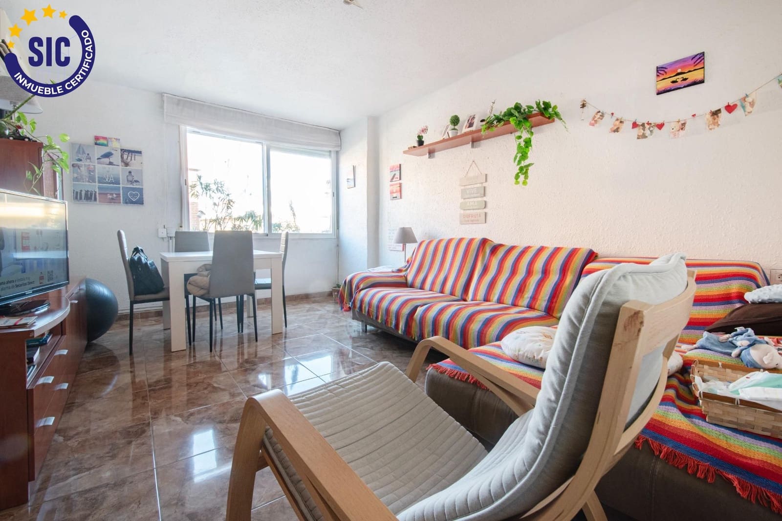 2 bedroom Flat for sale in Torrent - € 140,000 (Ref: 9403336)