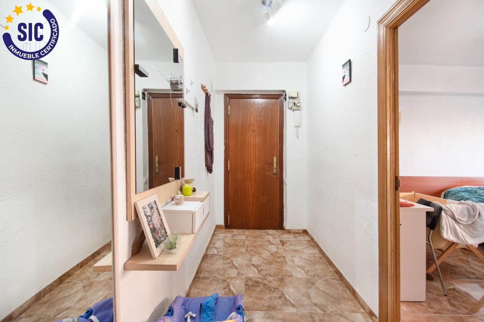 2 bedroom Flat for sale in Torrent - € 140,000 (Ref: 9403336)