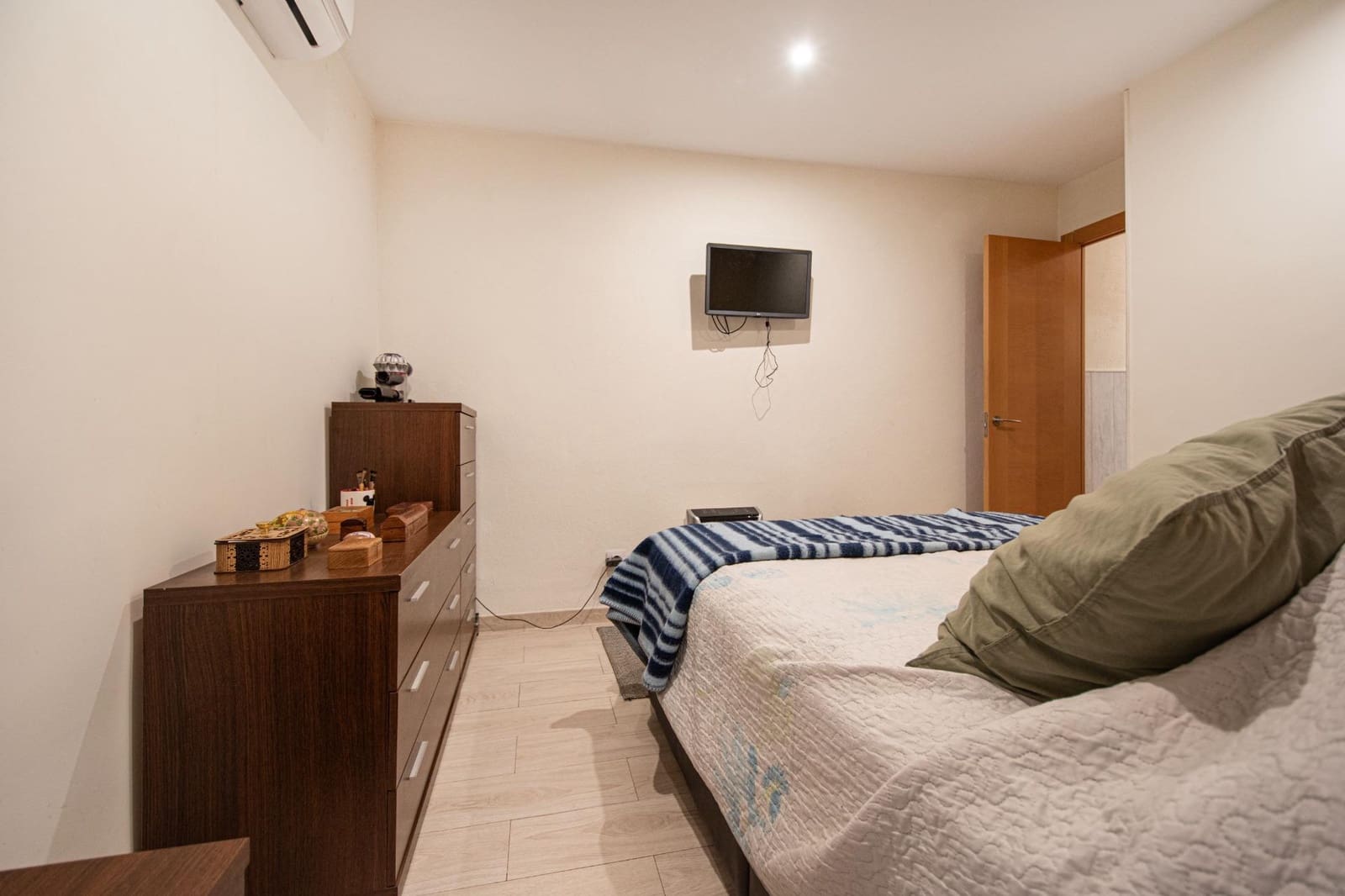 2 bedroom Flat for sale in Picassent - € 145,000 (Ref: 9427153)