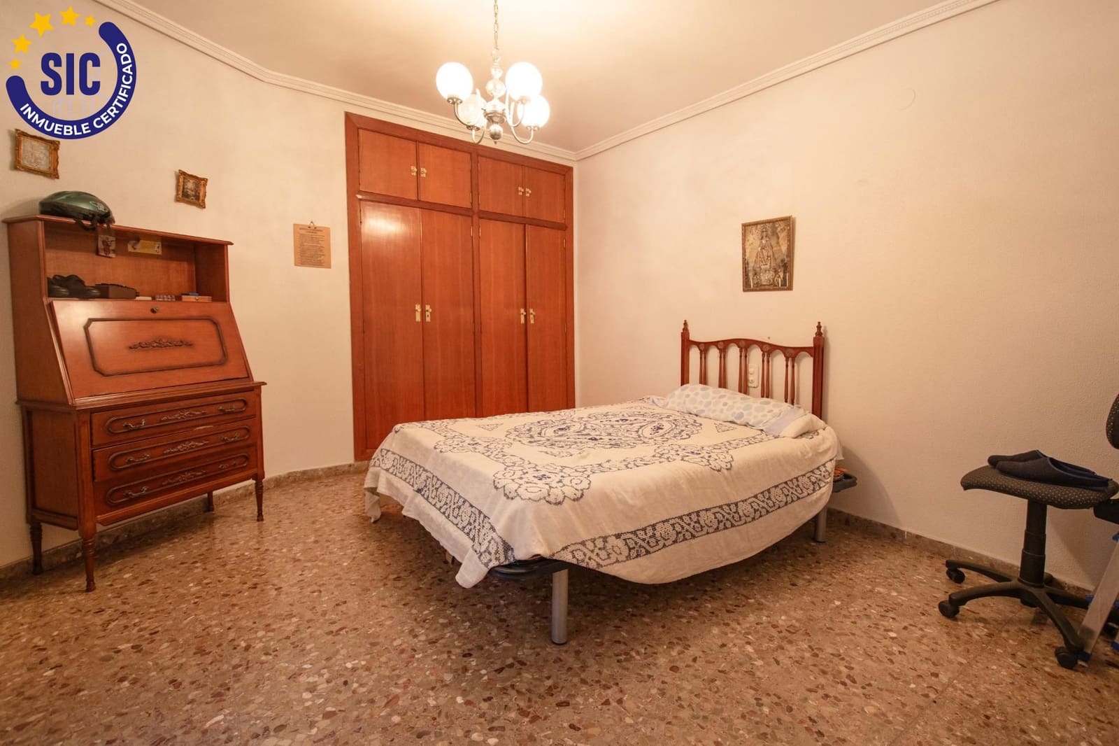 5 bedroom Flat for sale in Torrent - € 399,900 (Ref: 9437710)