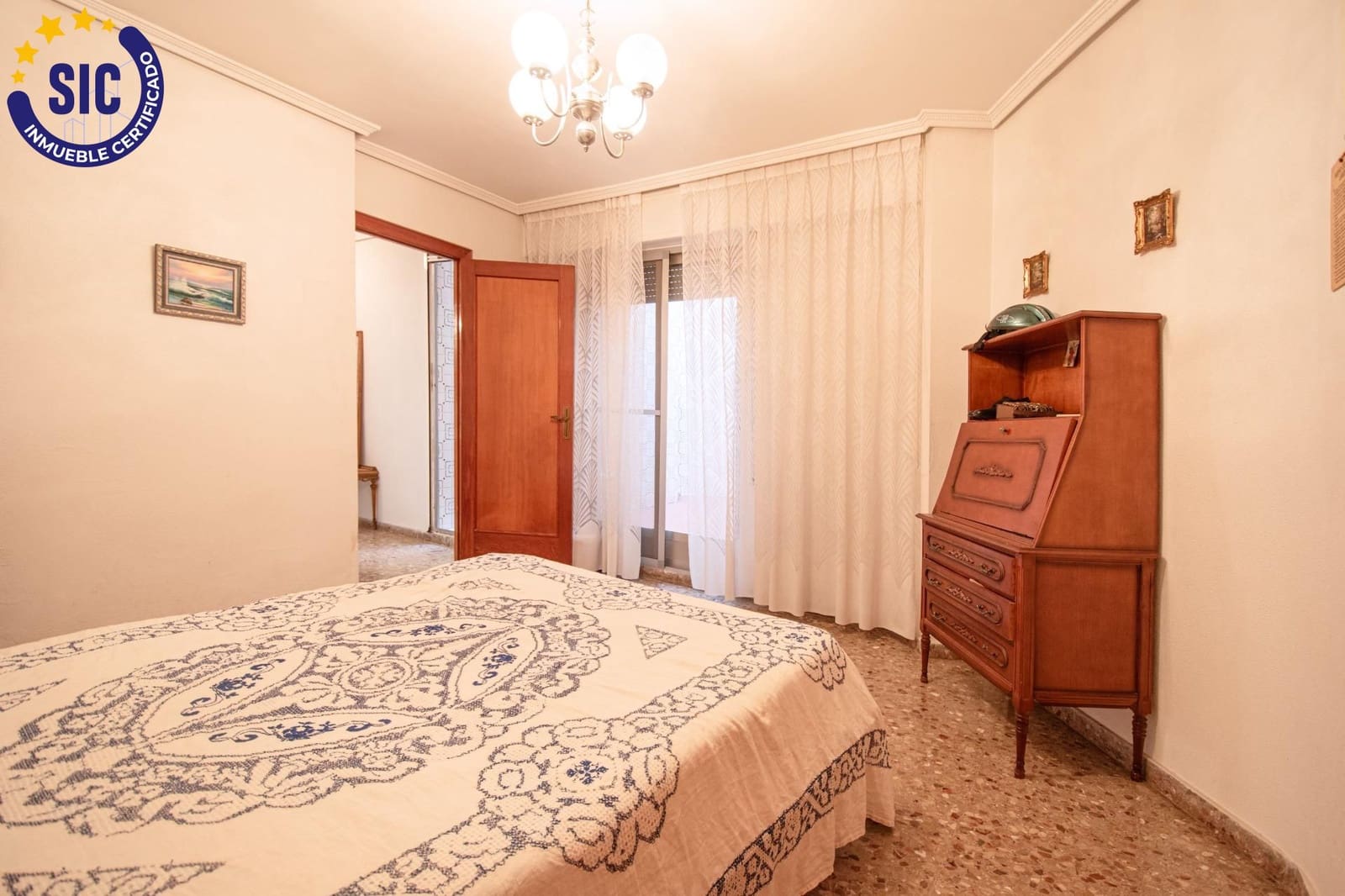 5 bedroom Flat for sale in Torrent - € 399,900 (Ref: 9437710)