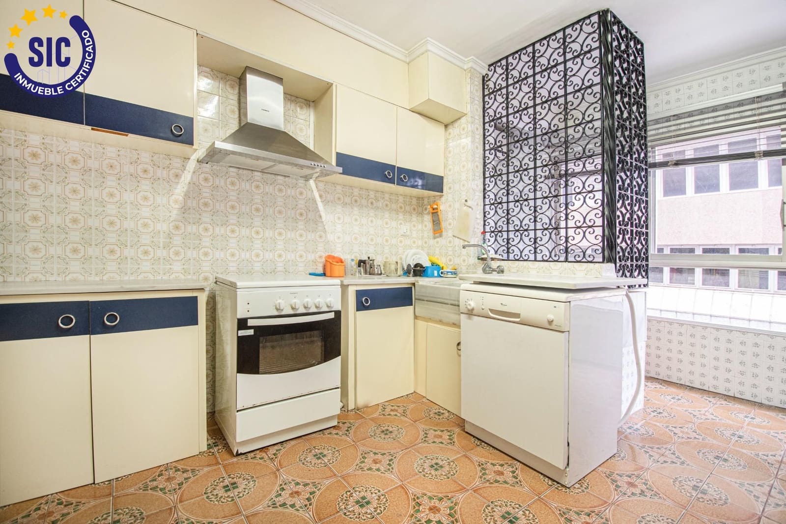 5 makuuhuone Asunto myytävänä paikassa Torrent - 399 900 € (Ref: 9437710)