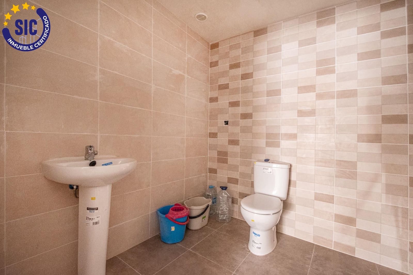 Komercyjne na sprzedaż w Torrent - 199 900 € (Ref: 9452087)