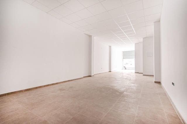 Commercial for rent in Torrent - € 600 (Ref: 9456202)