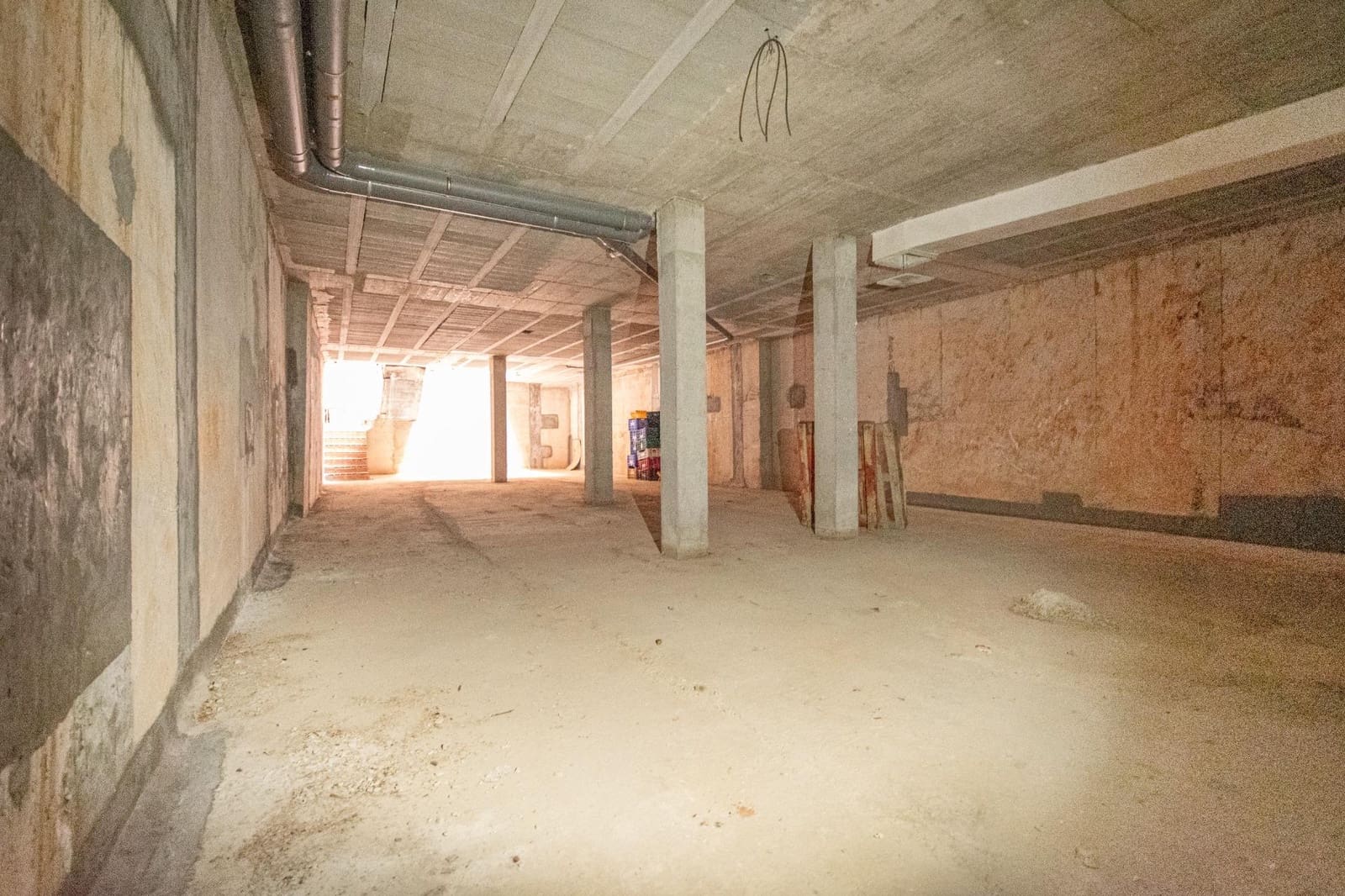 Comercial para arrendar em Torrent - 800 € (Ref: 9456203)