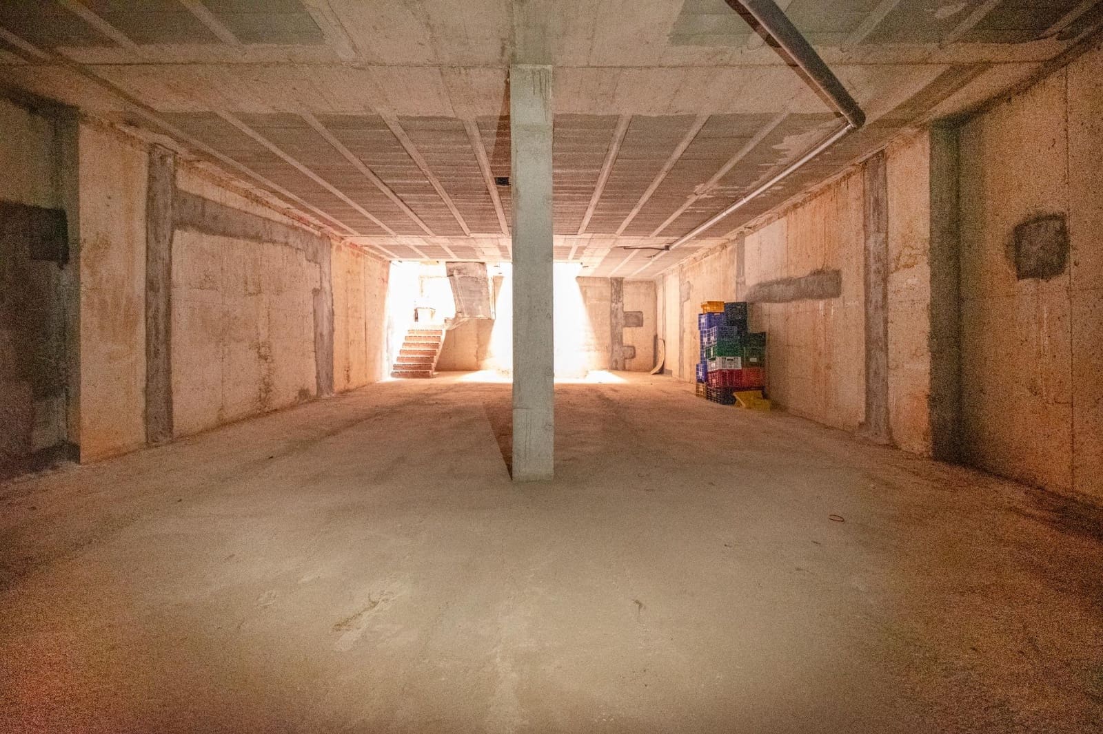 Comercial para arrendar em Torrent - 800 € (Ref: 9456203)