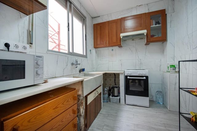 2 makuuhuone Omakotitalo myytävänä paikassa Torrent - 149 900 € (Ref: 9494571)