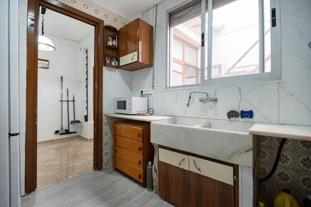 2 makuuhuone Omakotitalo myytävänä paikassa Torrent - 149 900 € (Ref: 9494571)