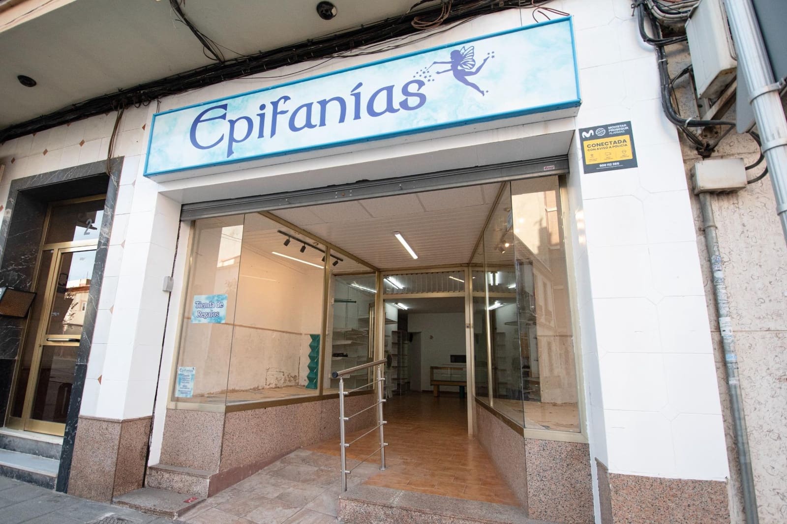 Kaupallinen myytävänä paikassa Torrent - 90 000 € (Ref: 9497160)