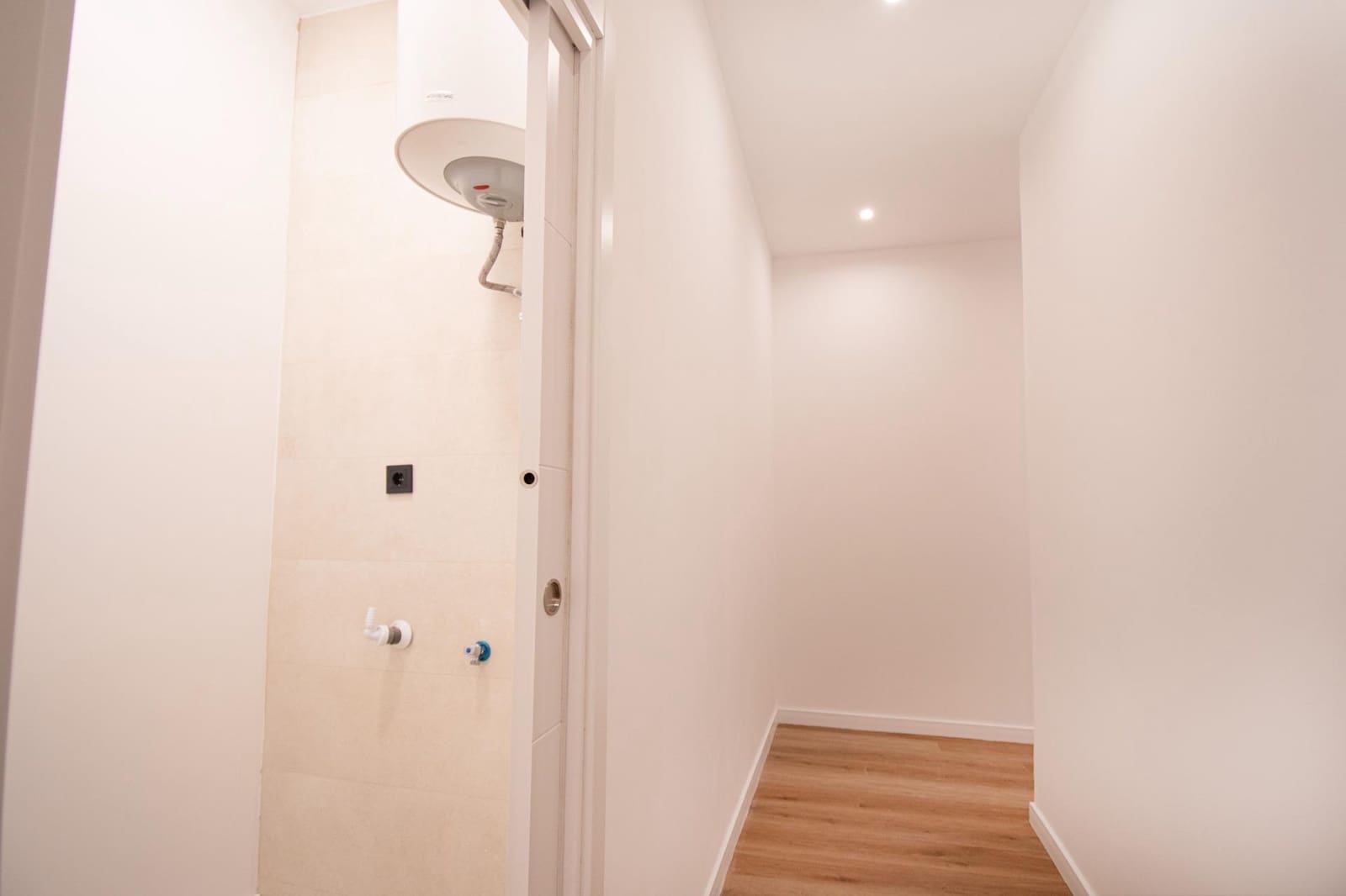 2 bedroom Apartment for sale in Alaquas with garage - € 180,000 (Ref: 9508831)