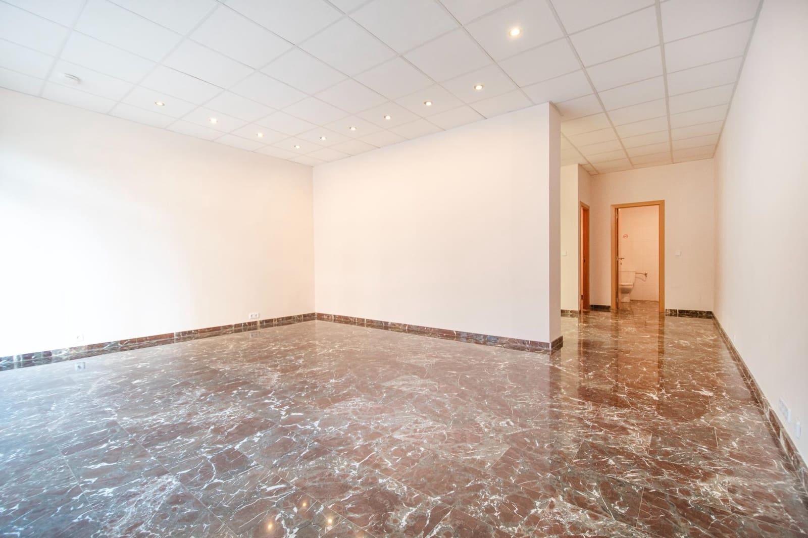 Comercial para venda em Torrent - 90 000 € (Ref: 9533689)