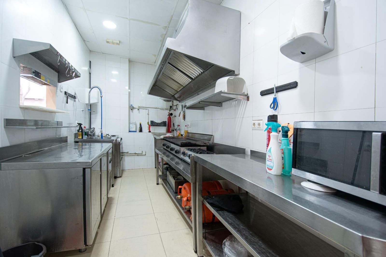 Commercial for rent in Torrent - € 1,300 (Ref: 9551433)