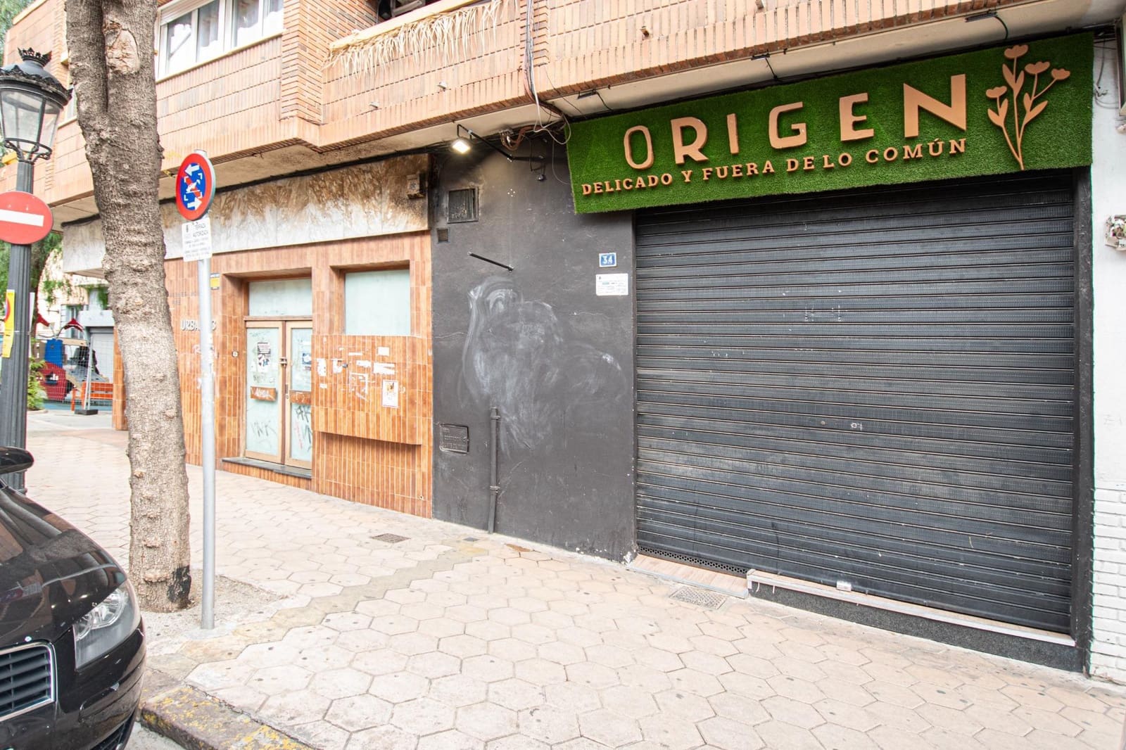 Commercial for rent in Torrent - € 1,300 (Ref: 9551433)