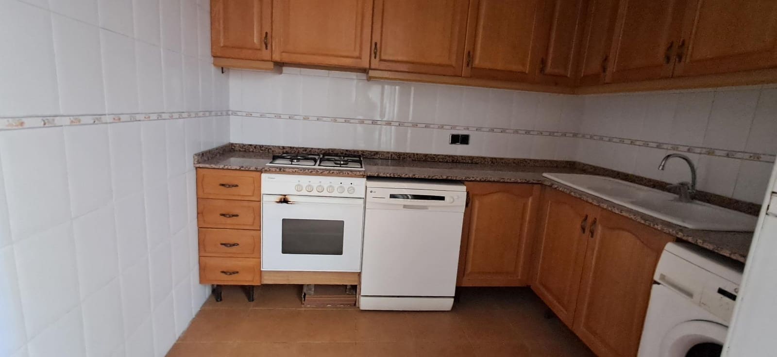 3 bedroom Flat for sale in Torrent - € 230,000 (Ref: 9619180)