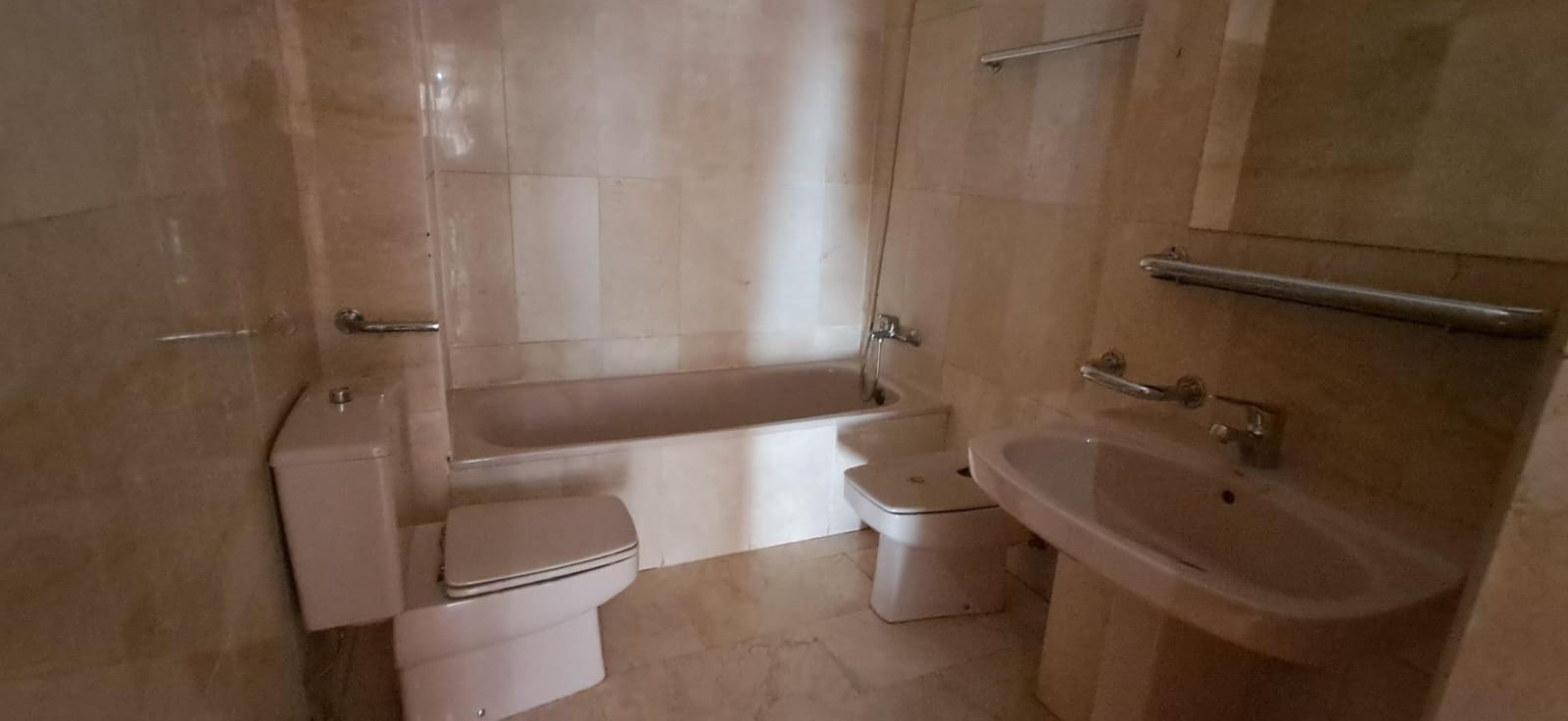 3 bedroom Flat for sale in Torrent - € 230,000 (Ref: 9619180)