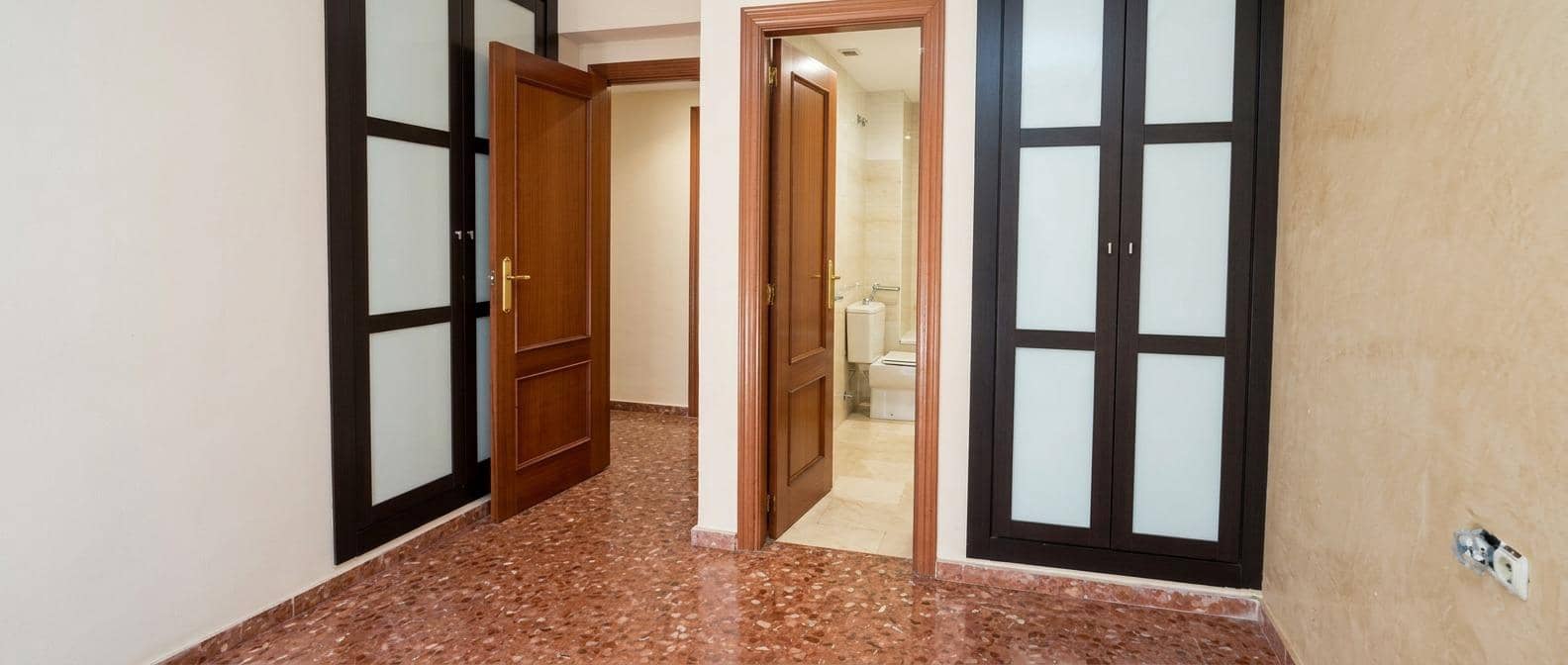 3 bedroom Flat for sale in Torrent - € 230,000 (Ref: 9619180)