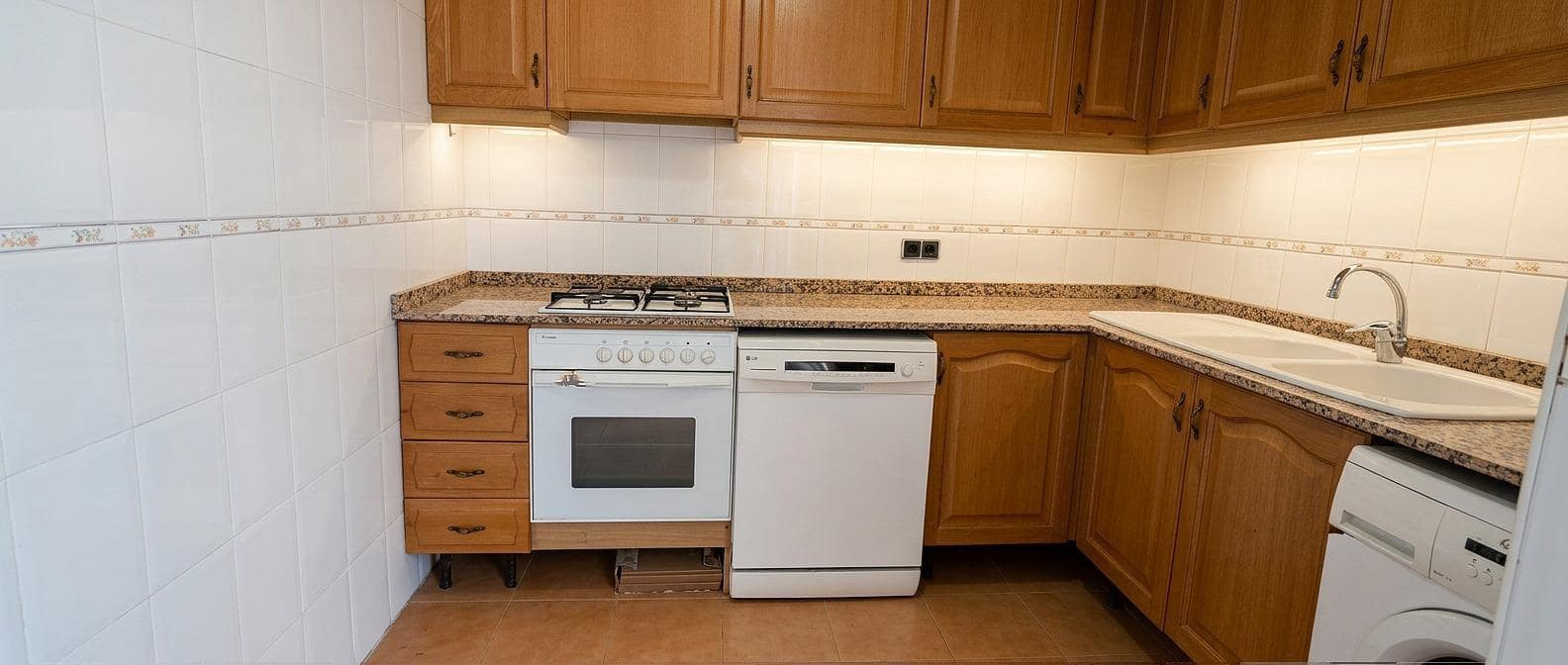 3 bedroom Flat for sale in Torrent - € 230,000 (Ref: 9619180)