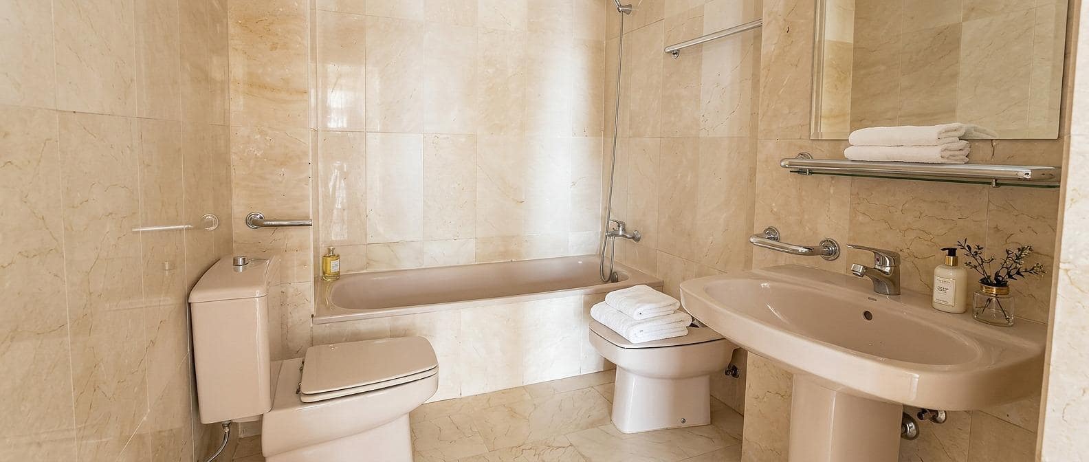 3 bedroom Flat for sale in Torrent - € 230,000 (Ref: 9619180)