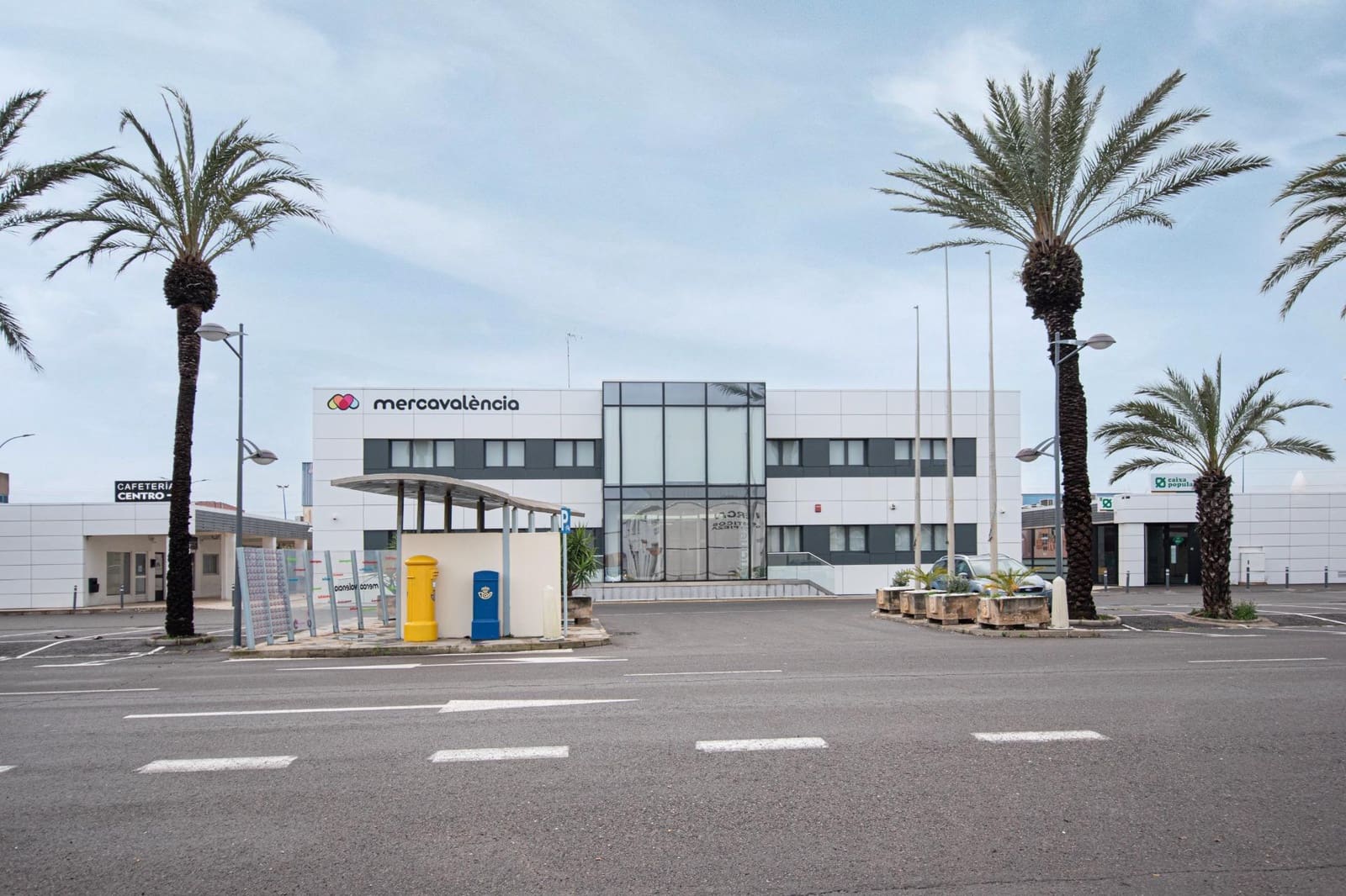 Entreprise à louer à Valence ville - 2 700 € (Ref: 9659383)