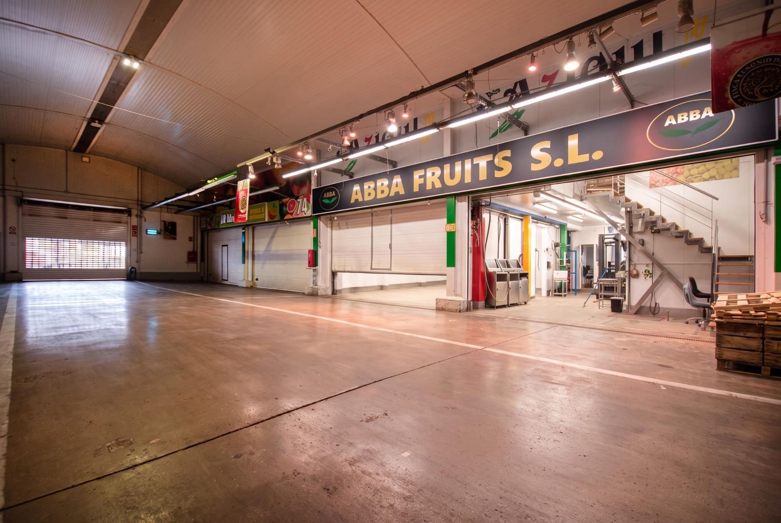 Företag att hyra i Valencia stad - 2 700 € (Ref: 9659383)